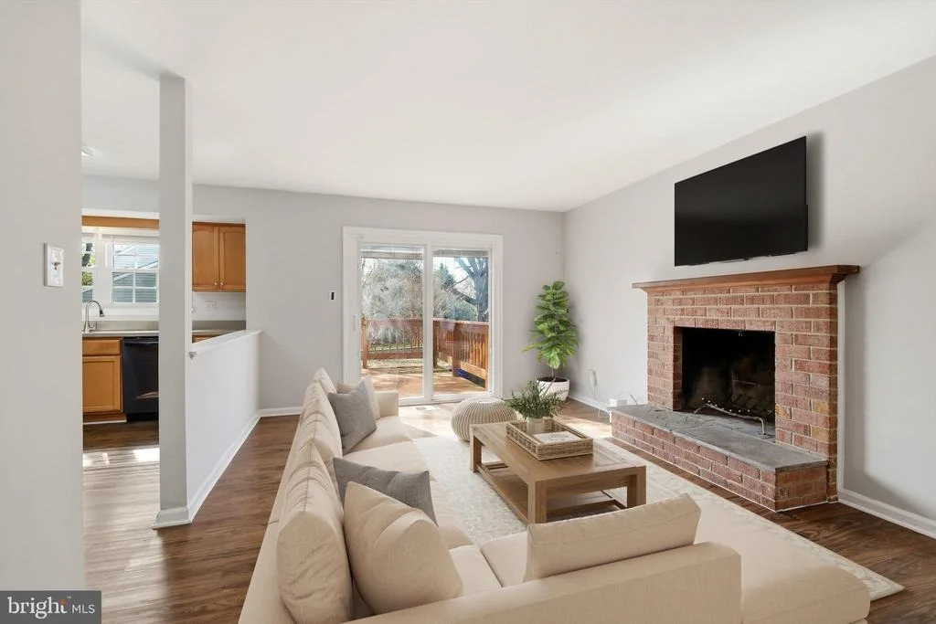Photo of 11300 FREAS DRIVE