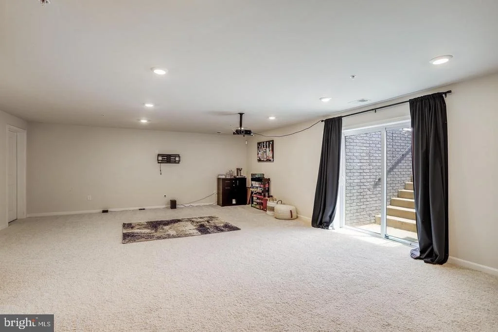 Photo of 504 CARROLL WALK AVE
