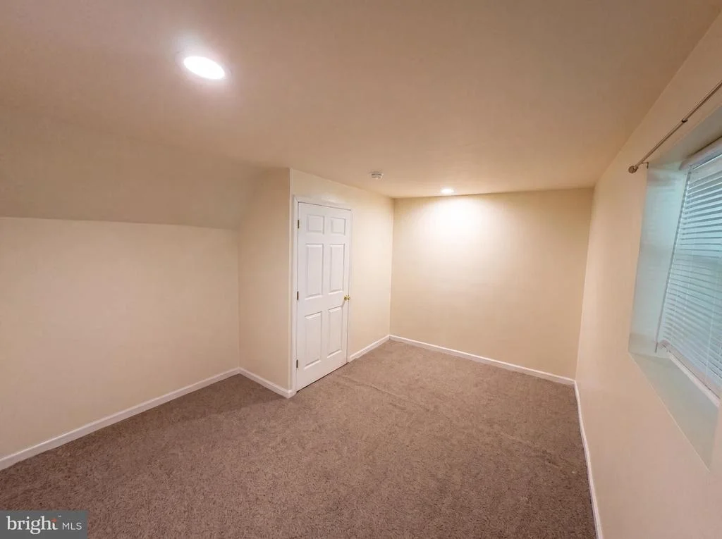 Photo of 814 CLEARVIEW DRIVE
