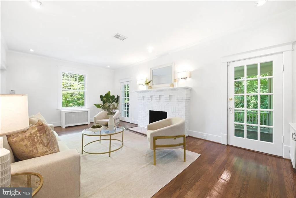 Photo of 7109 MEADOW LANE