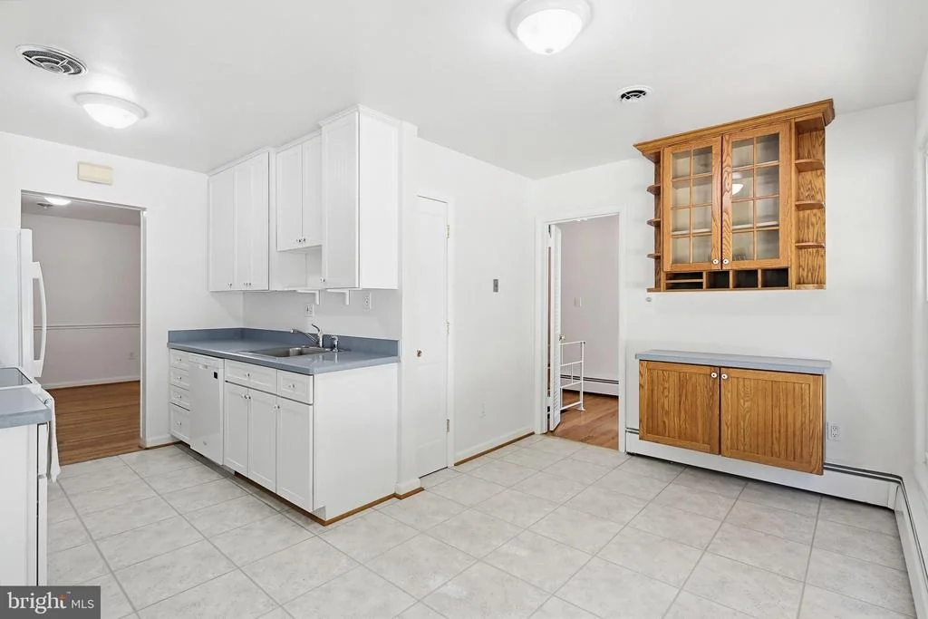 Photo of 504 WATERFORD ROAD