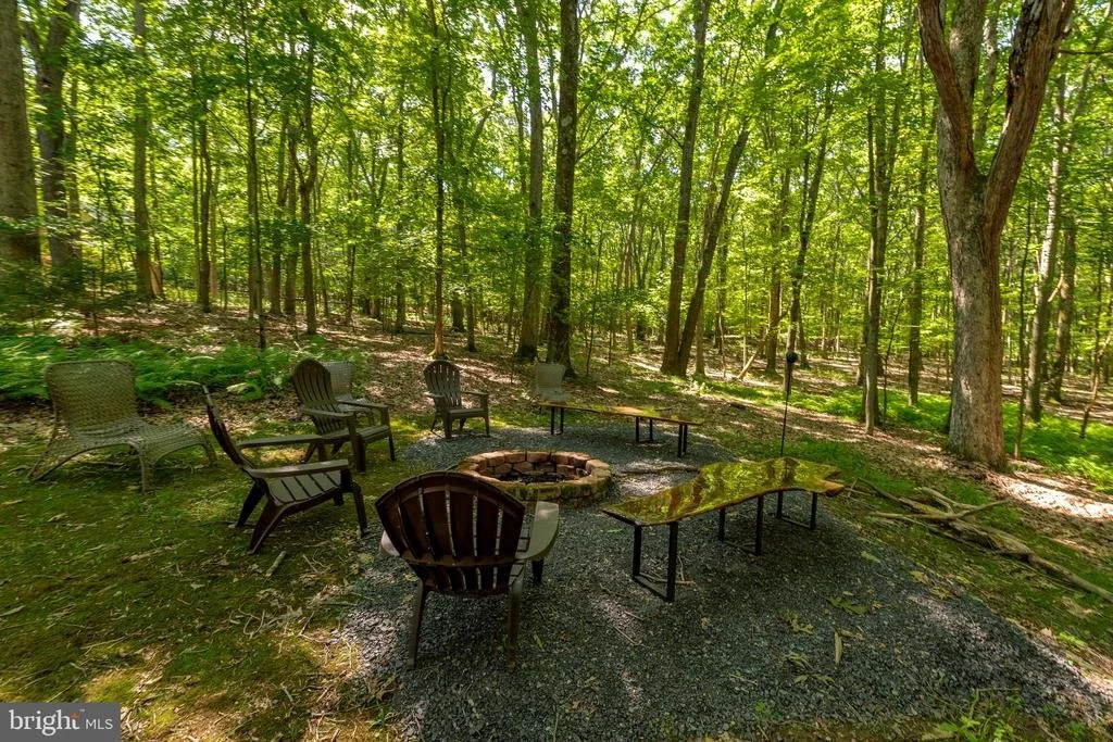 Photo of 106 LODGE CIRCLE
