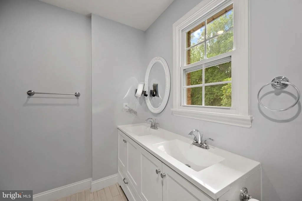 Photo of 13112 LAUREL GLEN ROAD