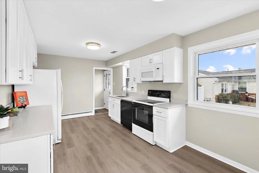 Photo of 8421 SPRING ROAD