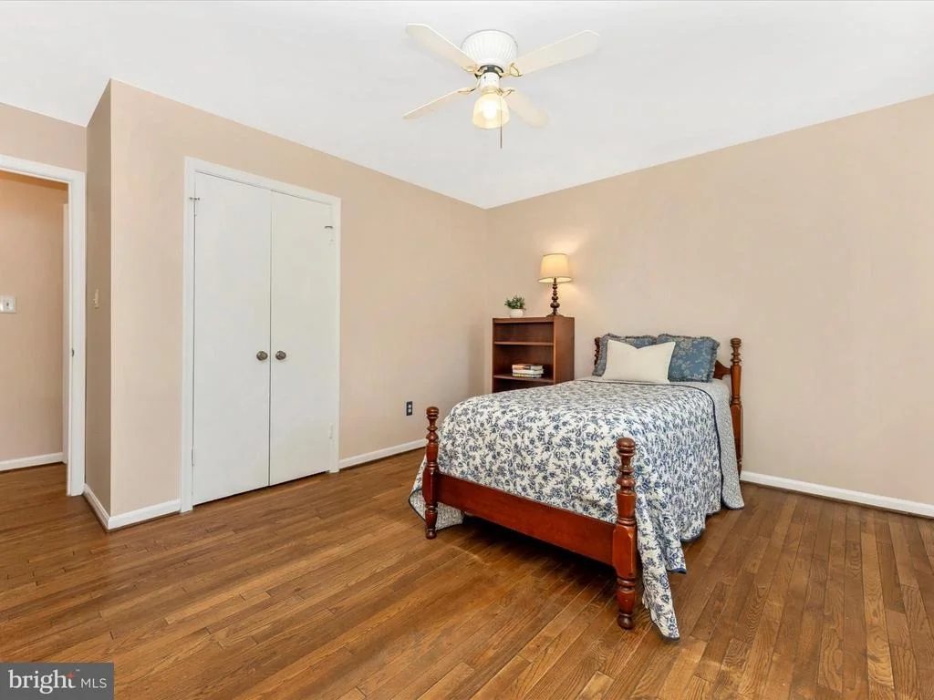 Photo of 10808 MIDDLEBORO DRIVE