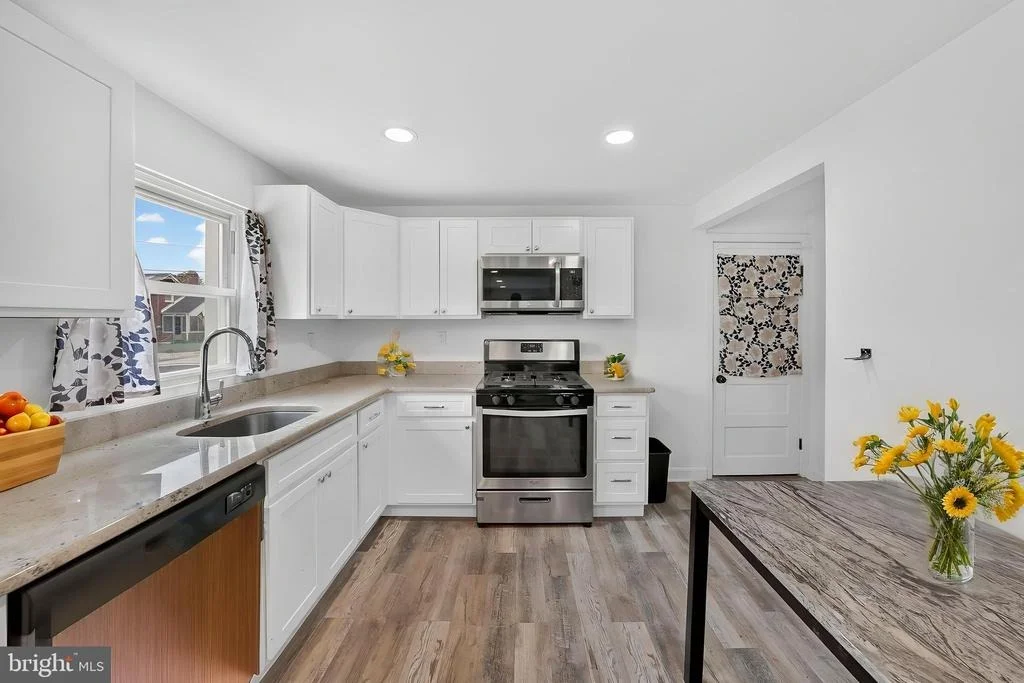 Photo of 520 RANDALL AVENUE