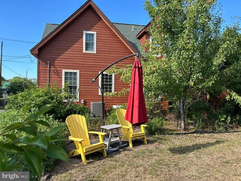 Photo of 203 WALNUT STREET