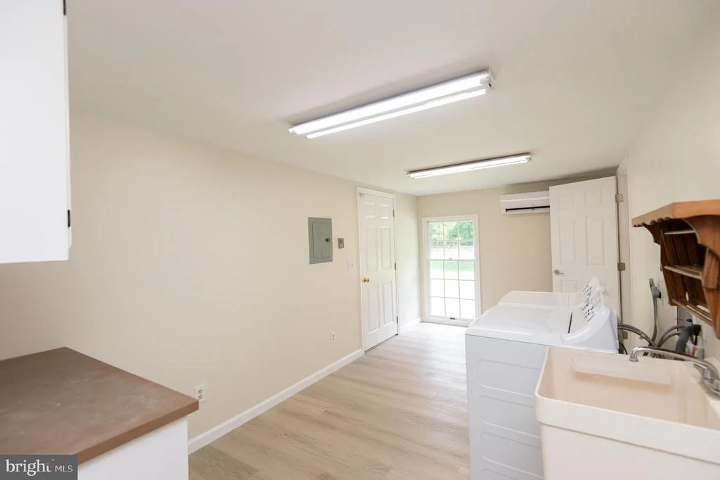 Photo of 1619 PERSEUS ROAD