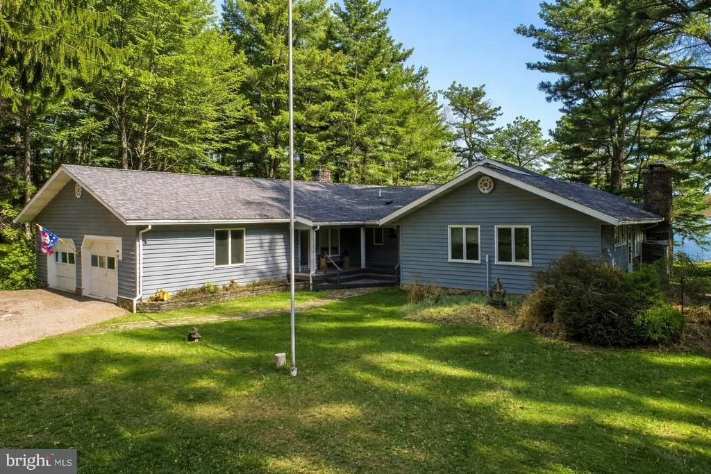 Photo of 701 SHORELINE DRIVE