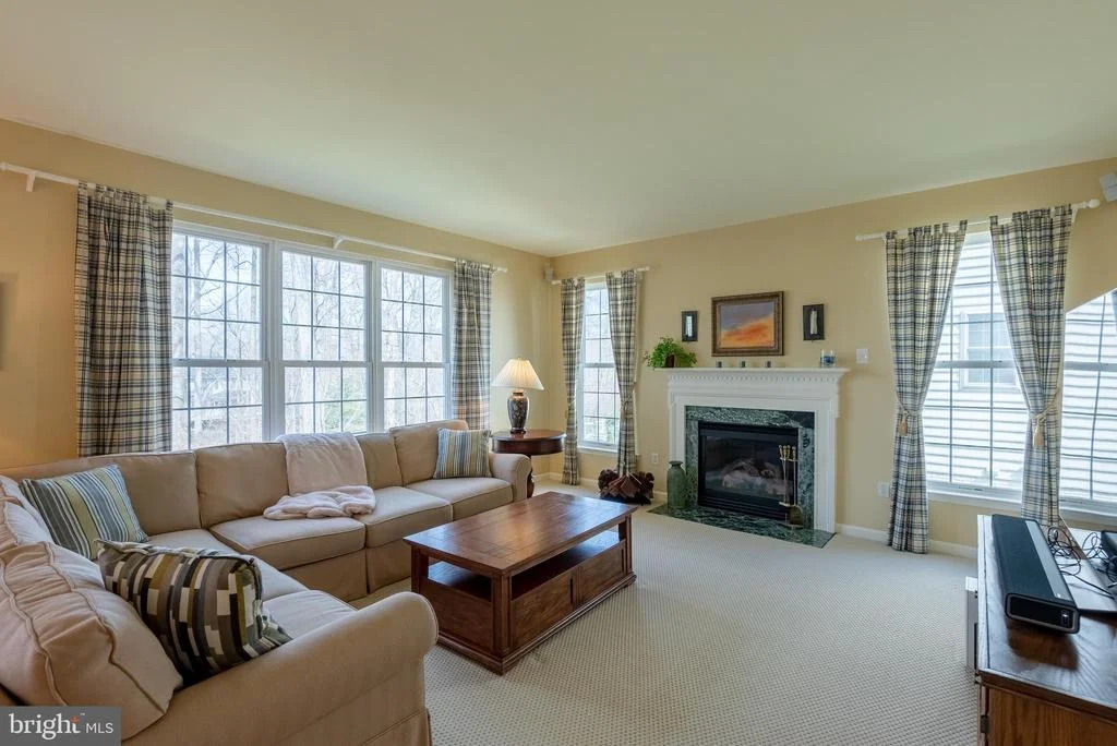 Photo of 10419 WHITE COURT
