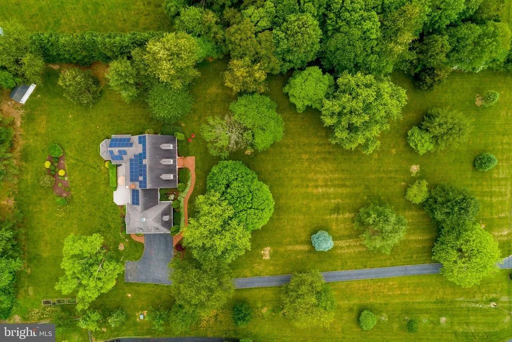 Photo of 6504 GRIFFITH ROAD