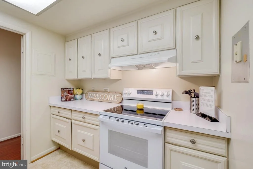 Photo of Unit 82B at 3630 GLENEAGLES DRIVE