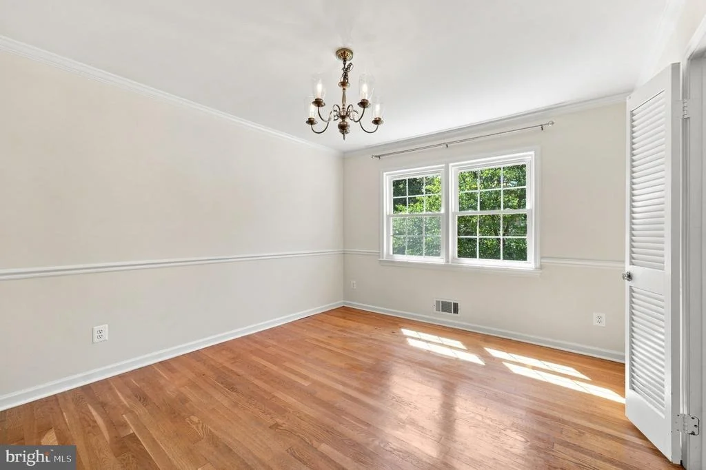 Photo of 2400 E GATE DRIVE