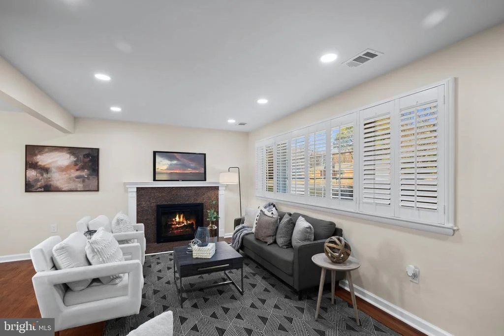 Photo of 8711 WINDSOR MILL ROAD