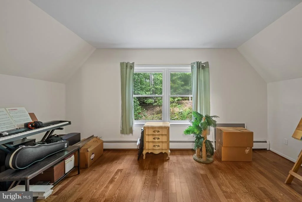 Photo of 502 SILVER RUN VALLEY ROAD