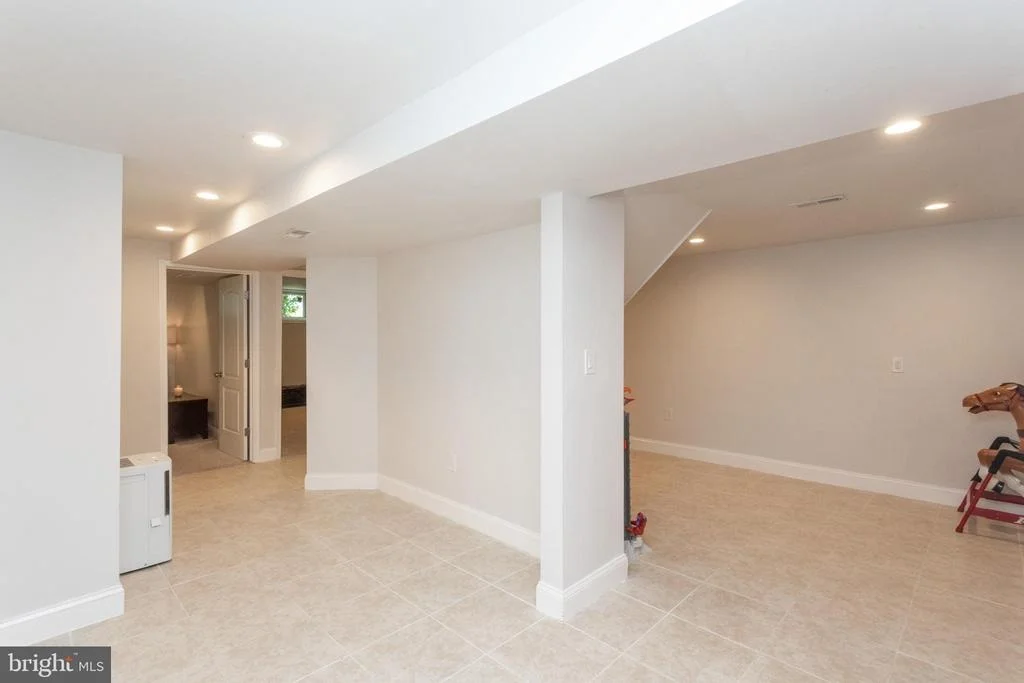Photo of 617 LONGVIEW DRIVE