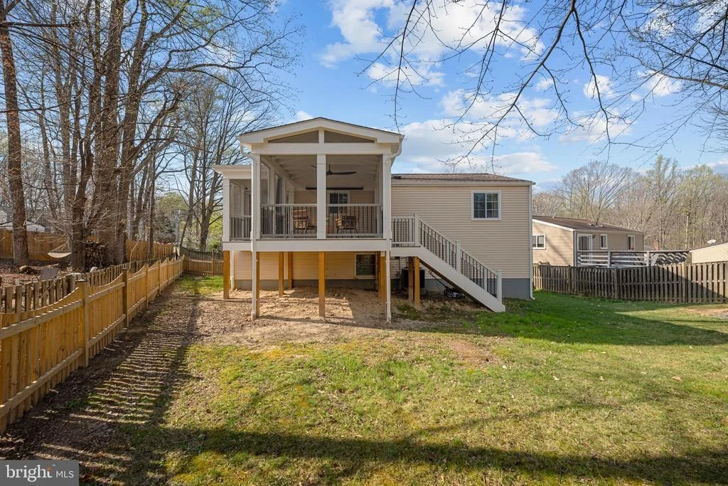 Photo of 8463 YELLOW LEAF COURT