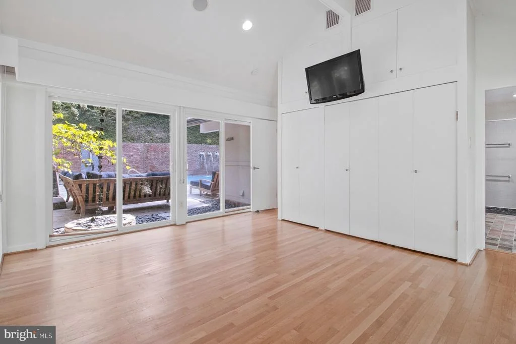 Photo of 1753 ARMY NAVY DRIVE