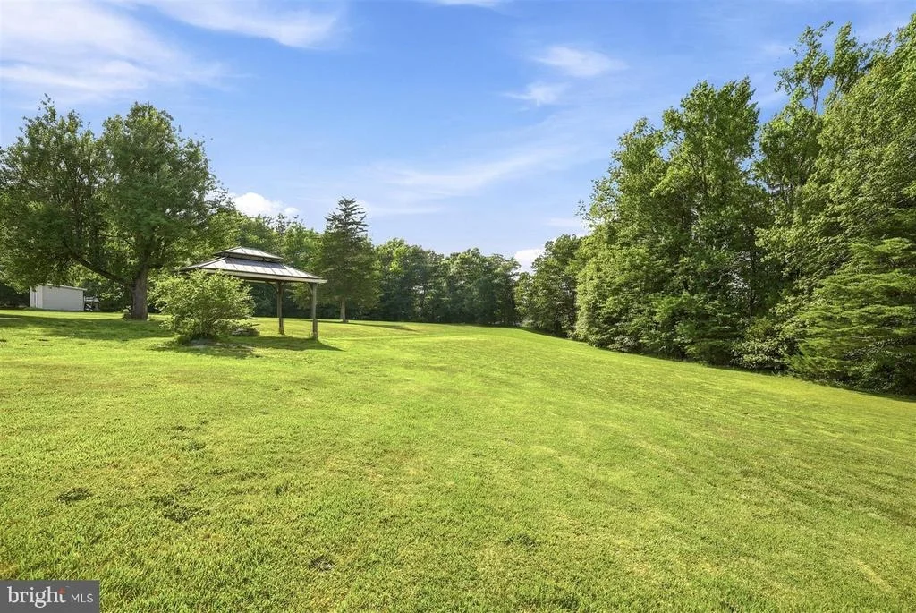 Photo of 9820 PRATTS DRIVE