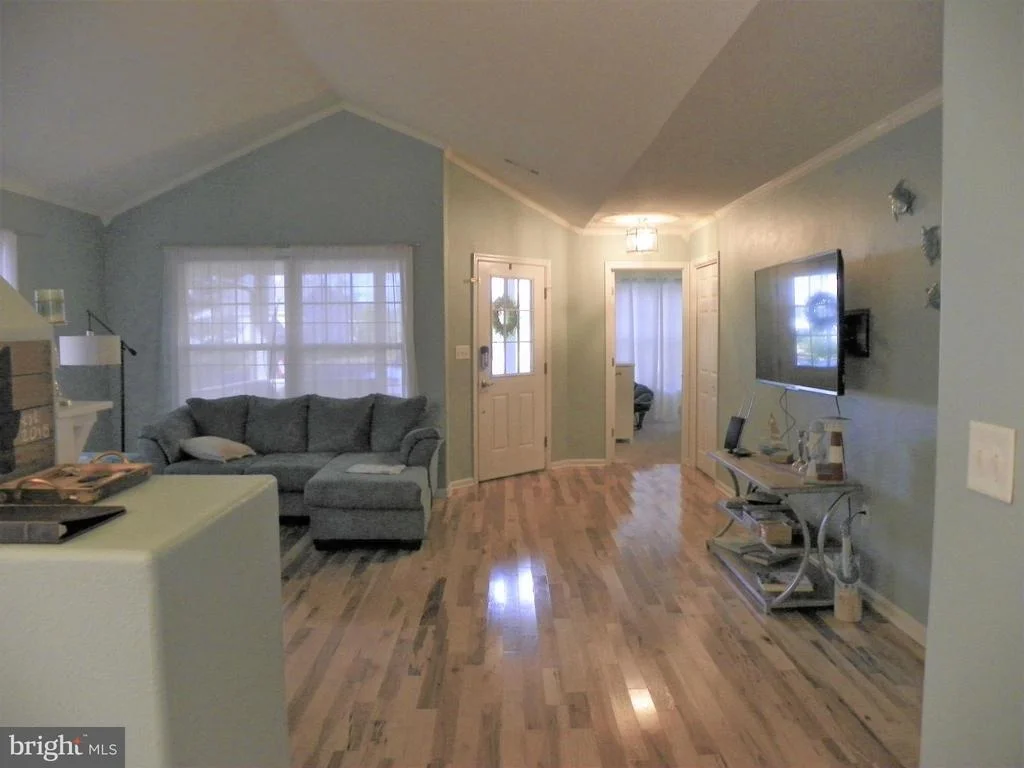 Photo of 14 WOODS CIRCLE