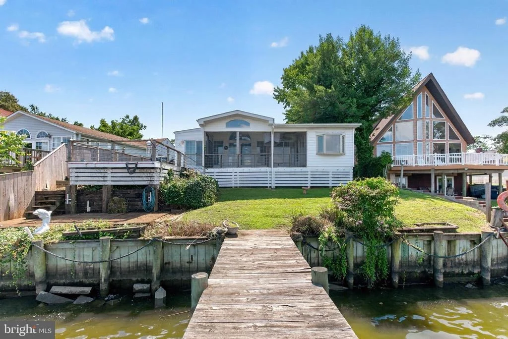 Photo of 3704 EDGEWATER PLACE
