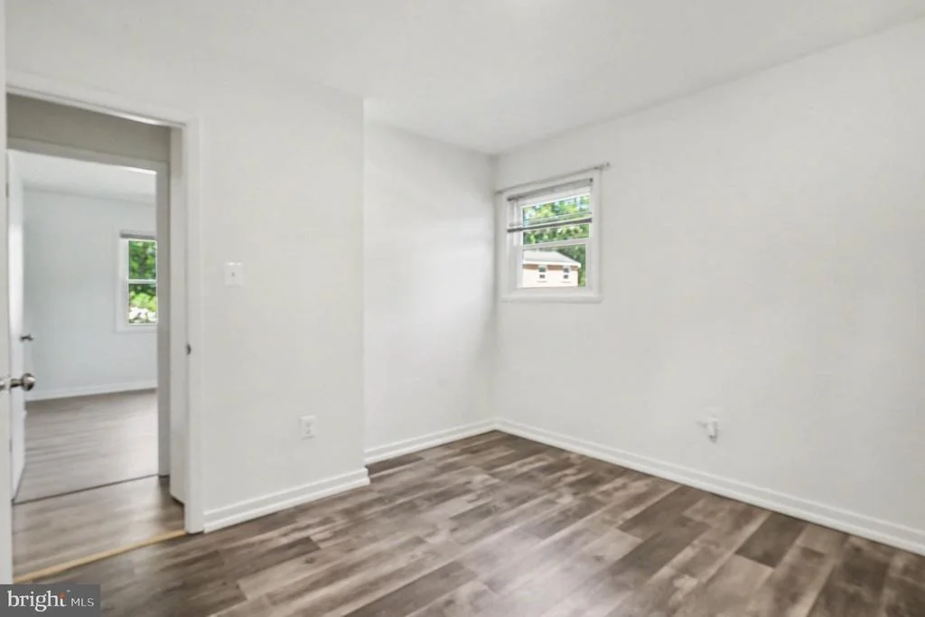 Photo of 627 SEQUOIA DRIVE
