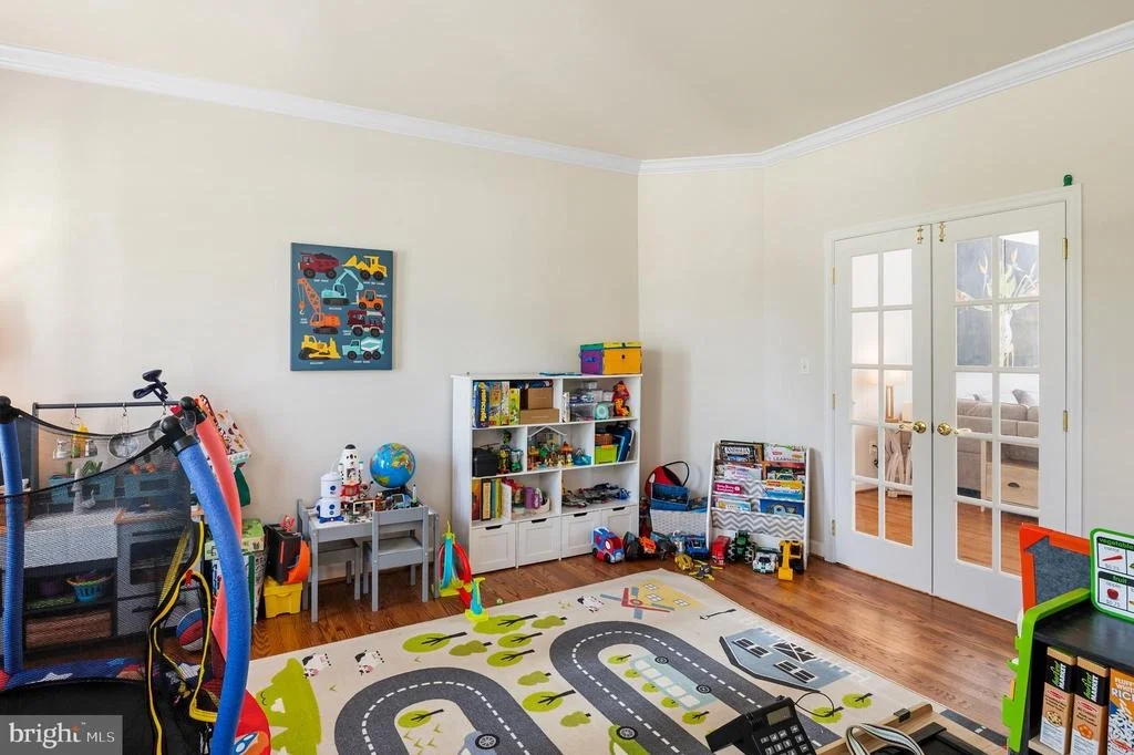Photo of 6106 CHALLEDON CIRCLE