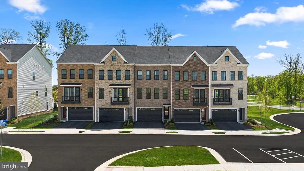 Photo of Unit TYCE24F2 at 3 PICASSO SQUARE