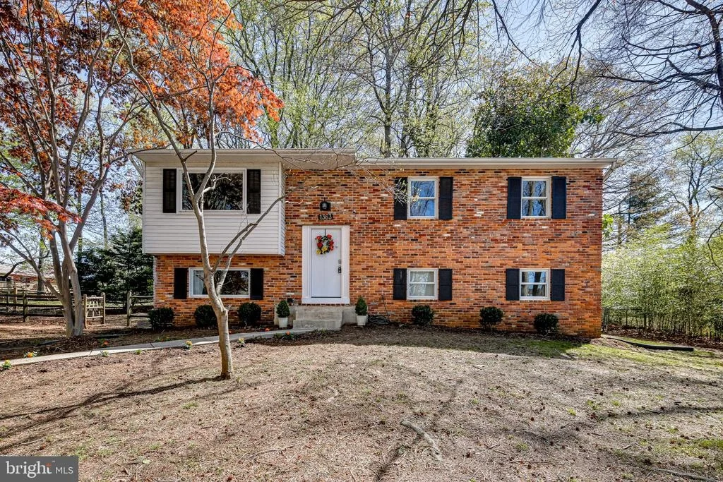Photo of 1363 MOYER ROAD