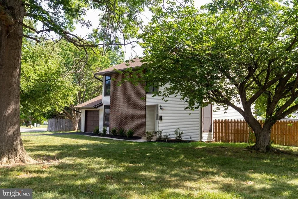 Photo of 2 ENFIELD DRIVE