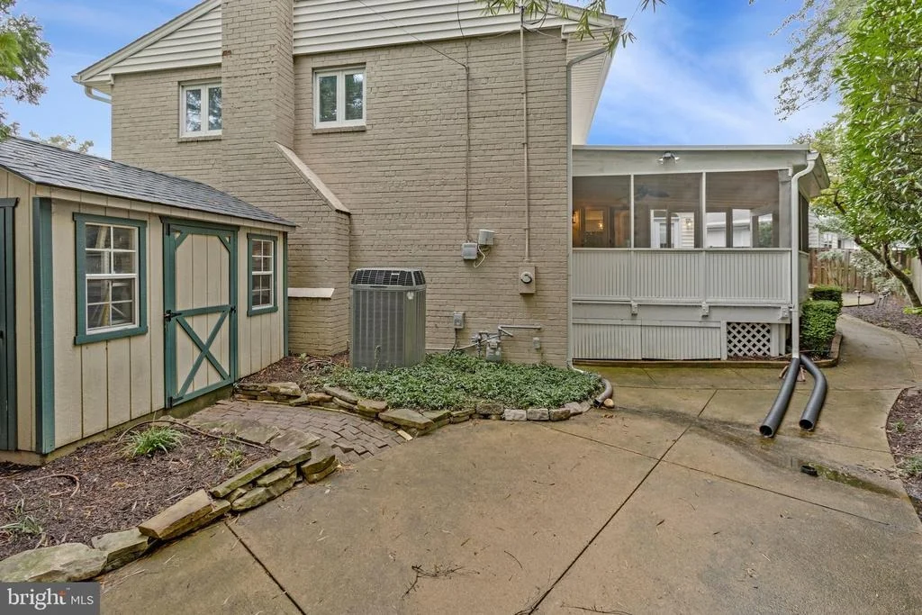 Photo of 910 ALLISON STREET
