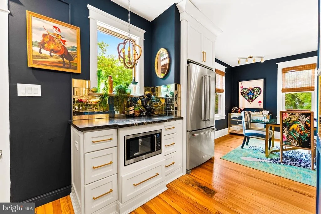 Photo of 1124 MANTUA PIKE