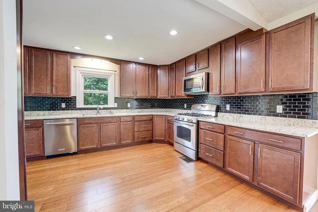 Photo of 8132 HILLCREST DRIVE