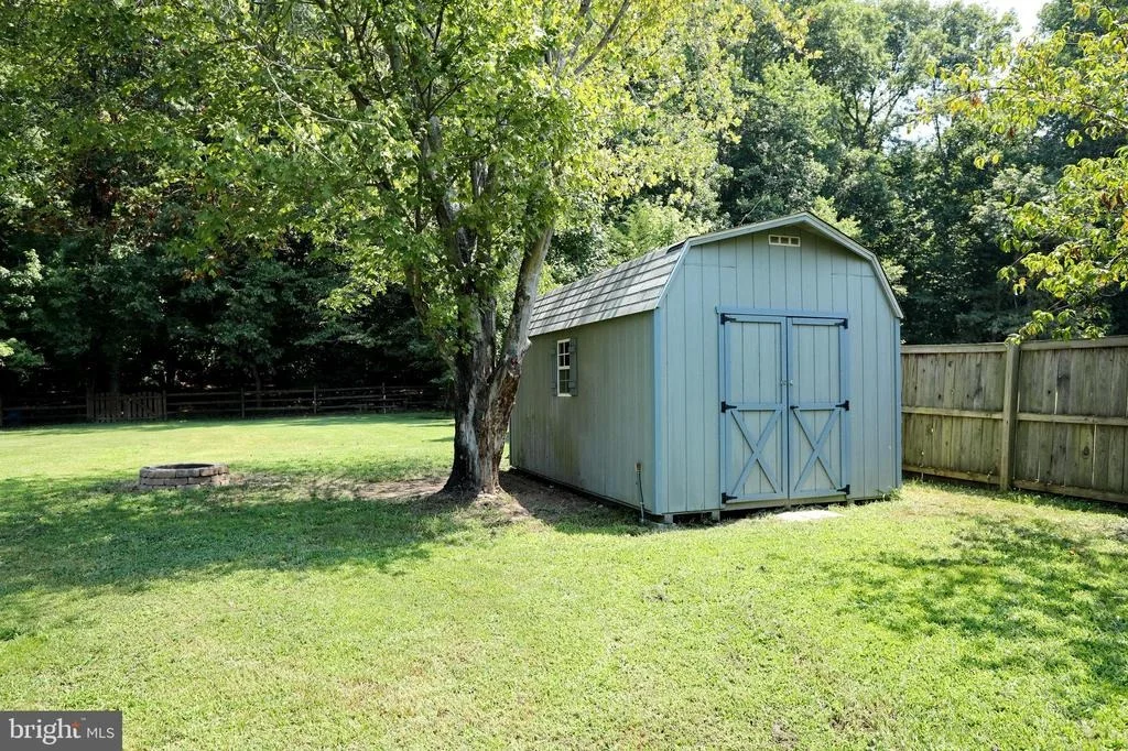 Photo of 5016 SKYLARK DRIVE