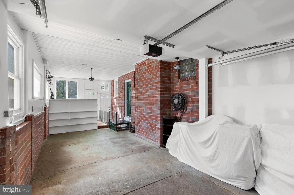 Photo of 545 FOREST VIEW ROAD