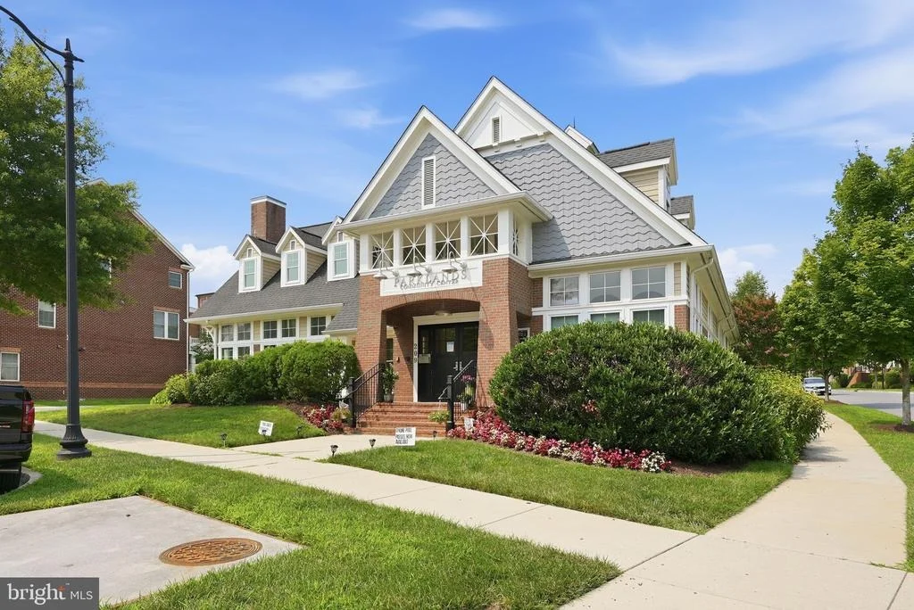 Photo of 232 PARKVIEW AVENUE