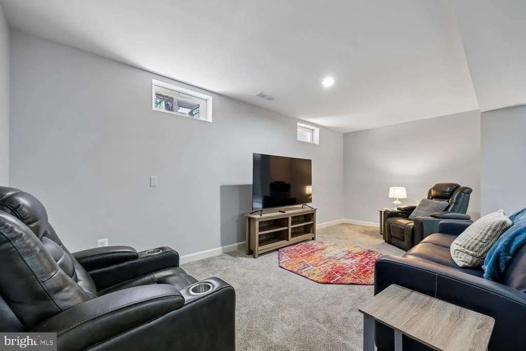 Photo of 503 GLENBROOK DRIVE