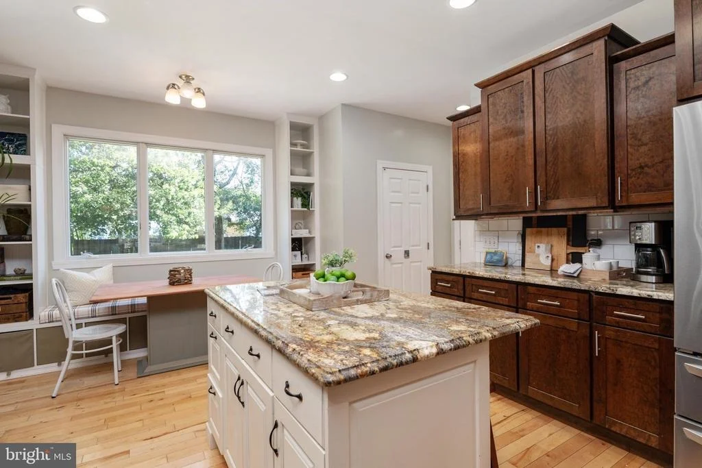 Photo of 1351 CALVERT ROAD