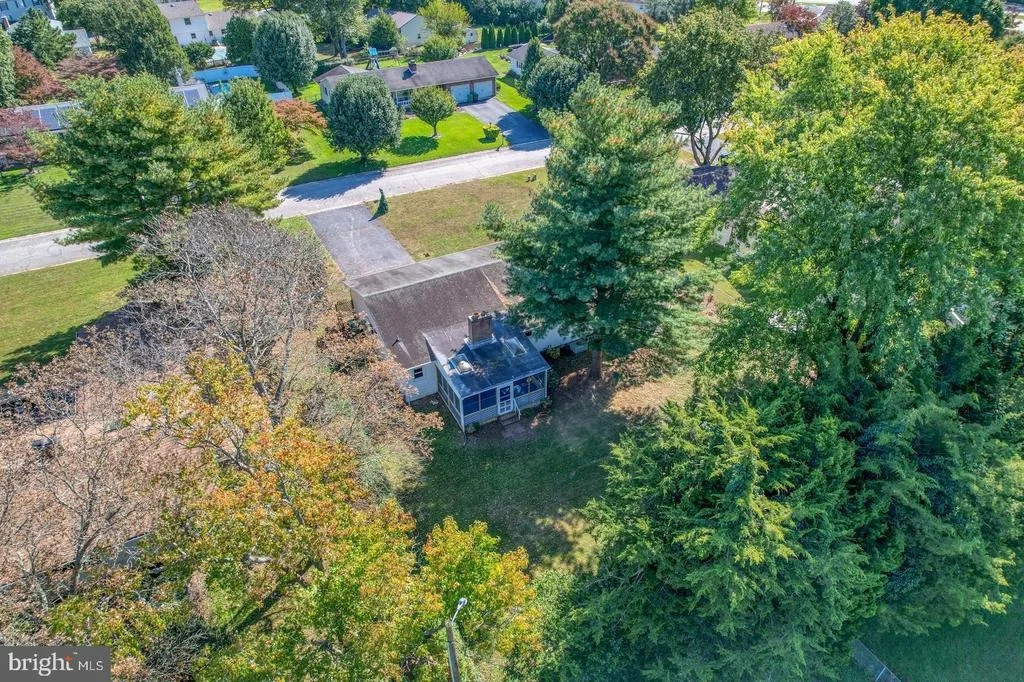 Photo of 54 MEADOW GLEN DRIVE