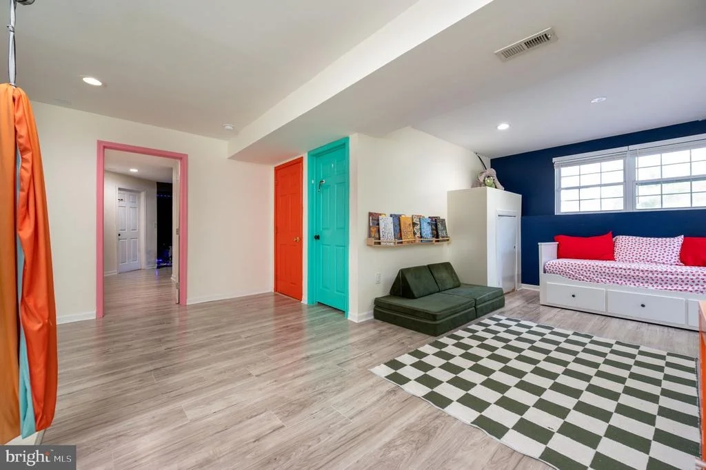 Photo of 4790 HOWARD PLACE