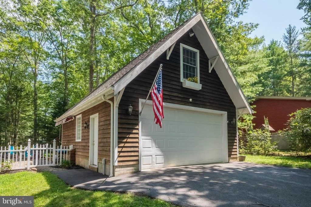 Photo of 302 OAK WAY ROAD