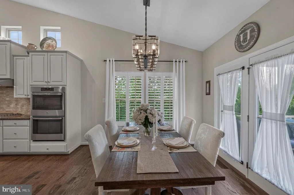 Photo of 1123 LONG FARM CIRCLE
