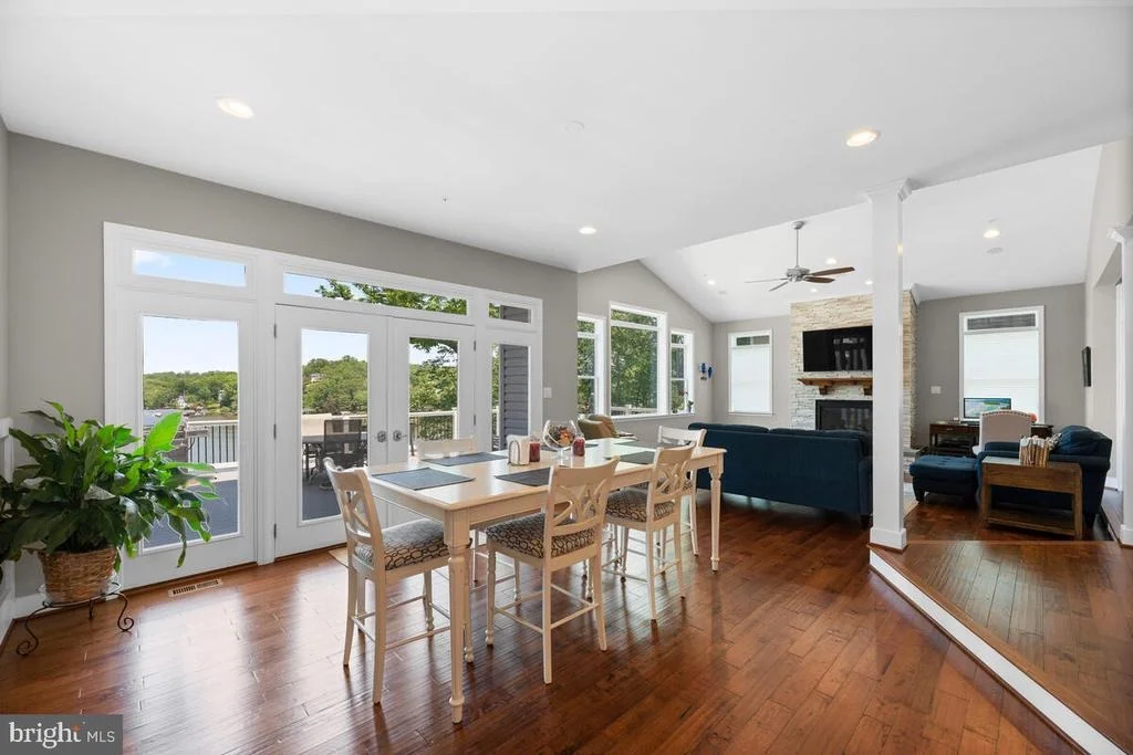 Photo of 1162 OAK VIEW DRIVE