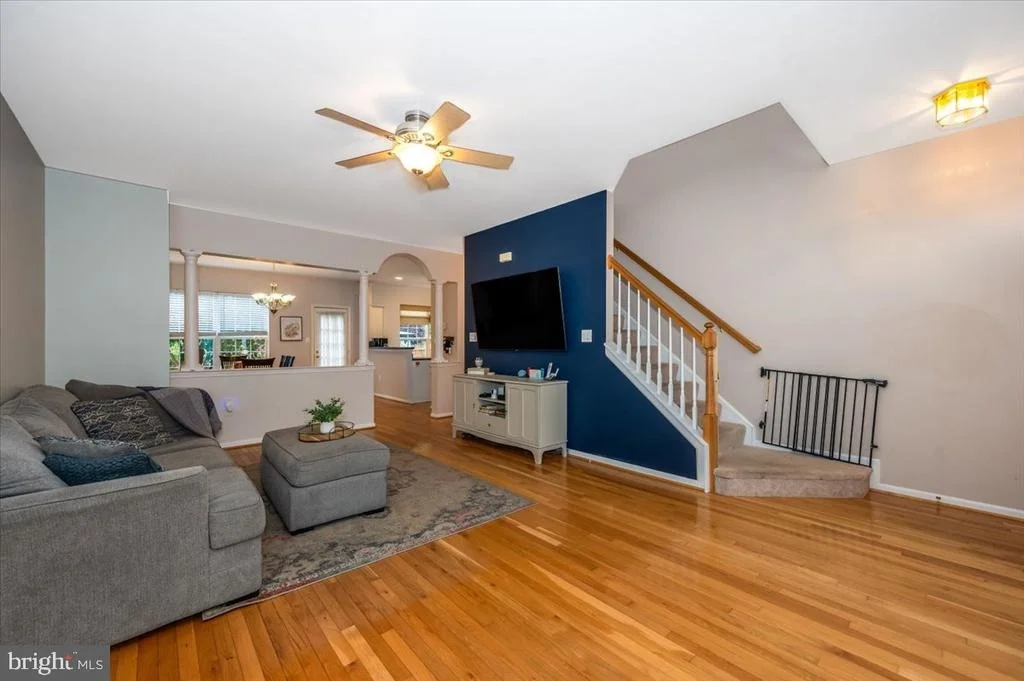 Photo of 9548 KINGSTON PLACE