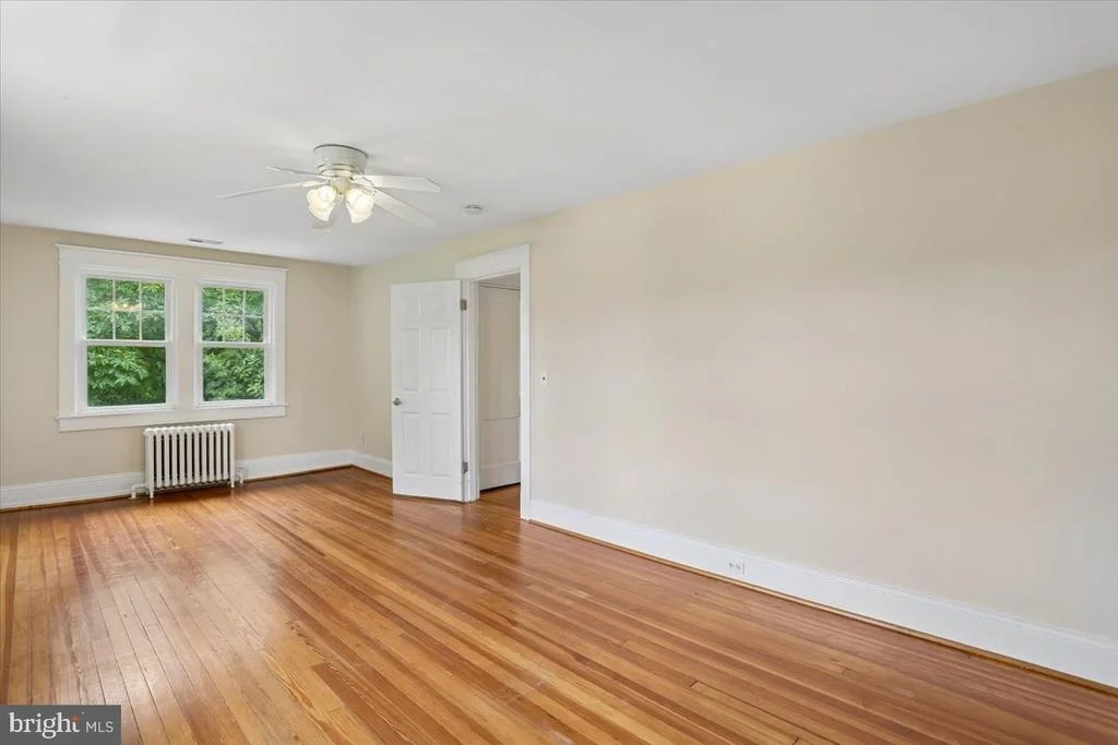 Photo of 9501 COLESVILLE ROAD