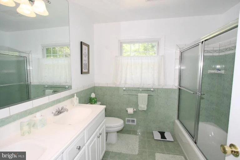 Photo of 4017 SPRING MEADOW DRIVE