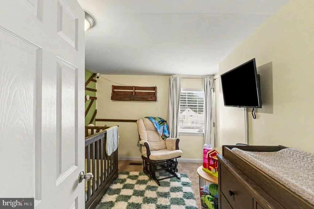 Photo of 3167 BAYBRIAR ROAD