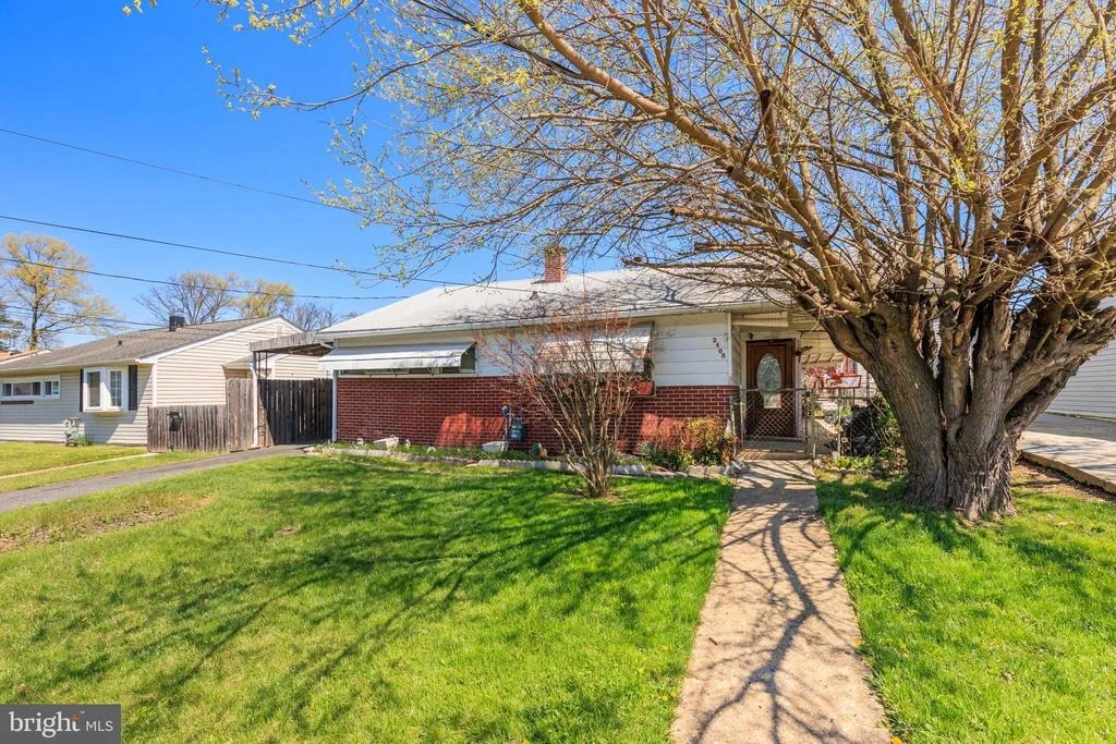 Photo of 2405 BRUNSWICK ROAD