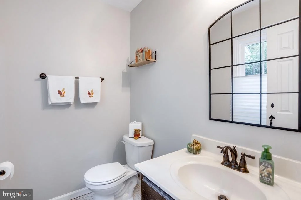 Photo of 11154 STONEBROOK DRIVE