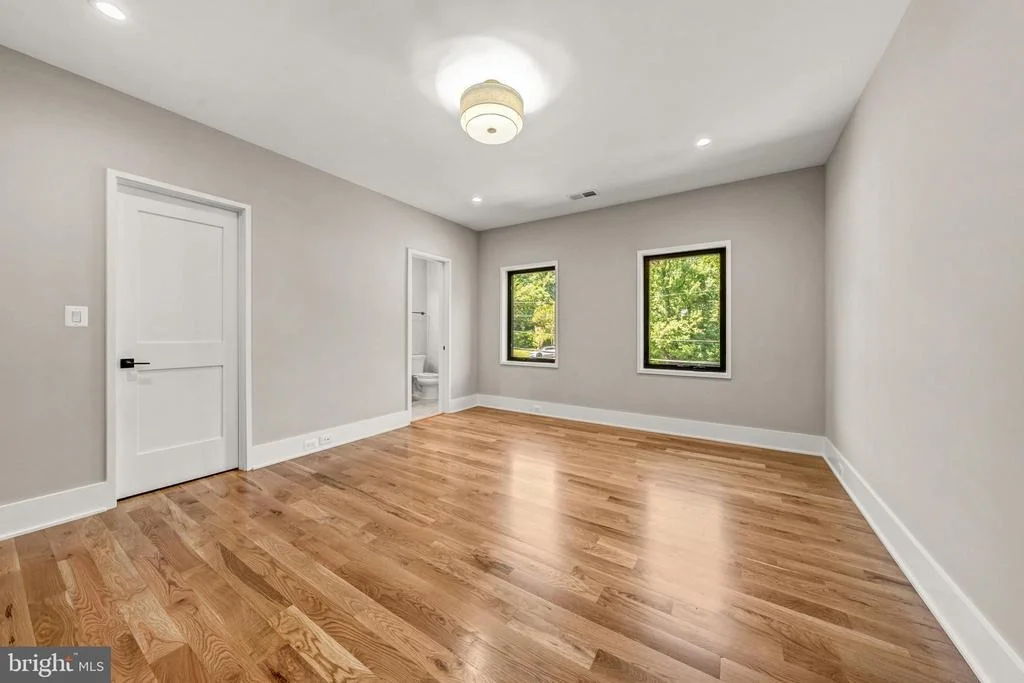 Photo of 3830 30TH ROAD N